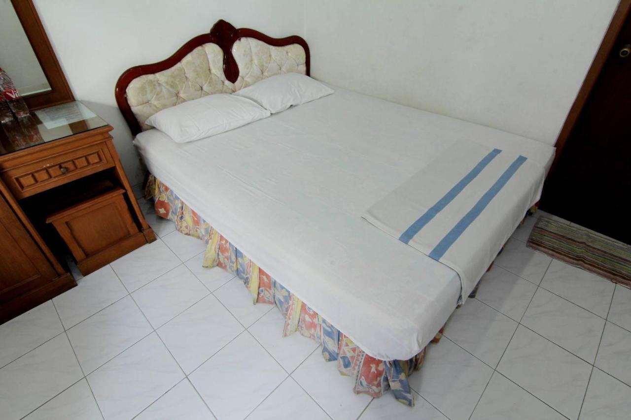 Hotel Fevytra Syariah Yogyakarta Ngoại thất bức ảnh