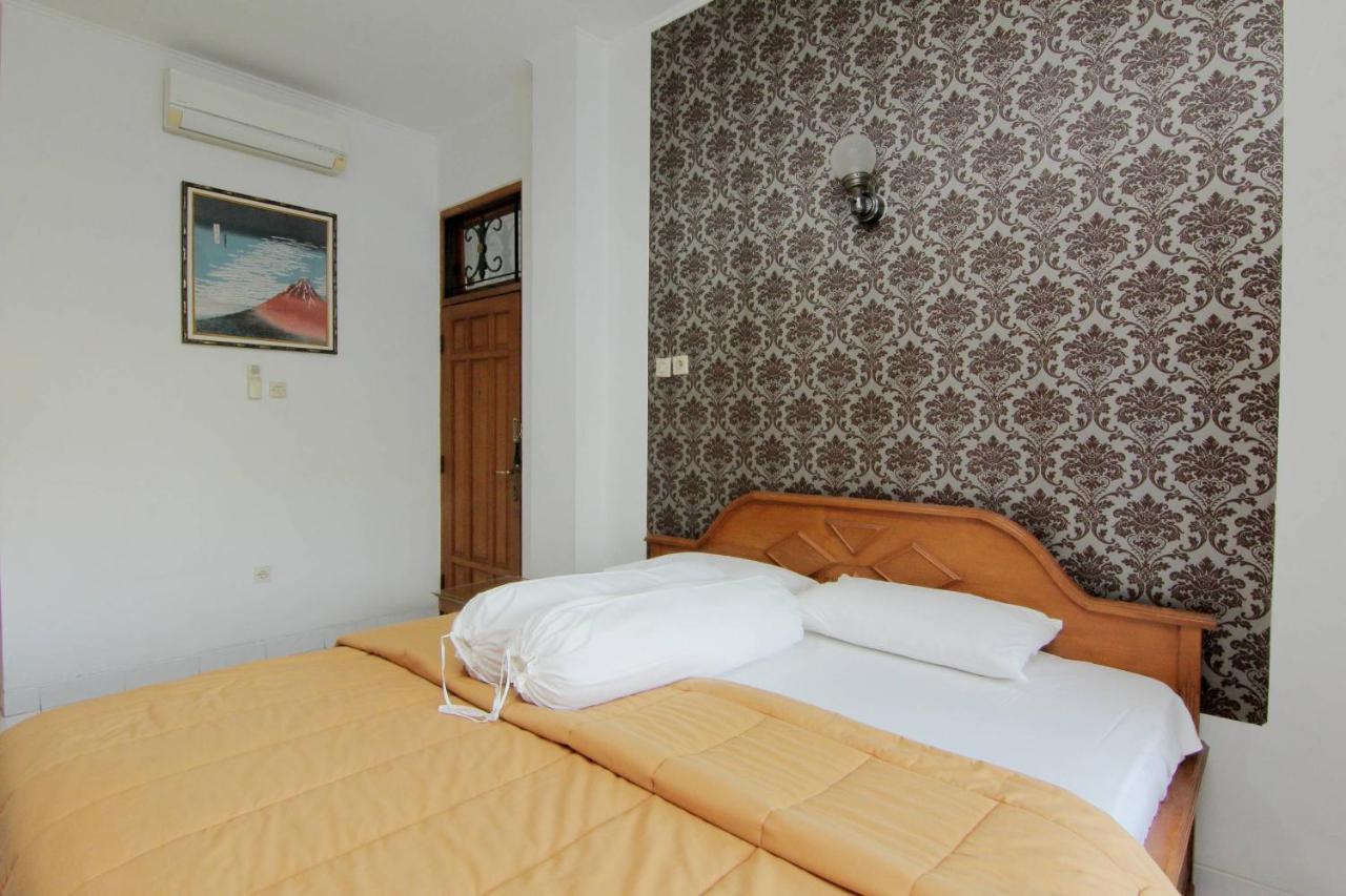 Hotel Fevytra Syariah Yogyakarta Ngoại thất bức ảnh