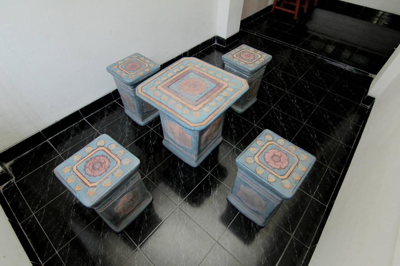 Hotel Fevytra Syariah Yogyakarta Ngoại thất bức ảnh