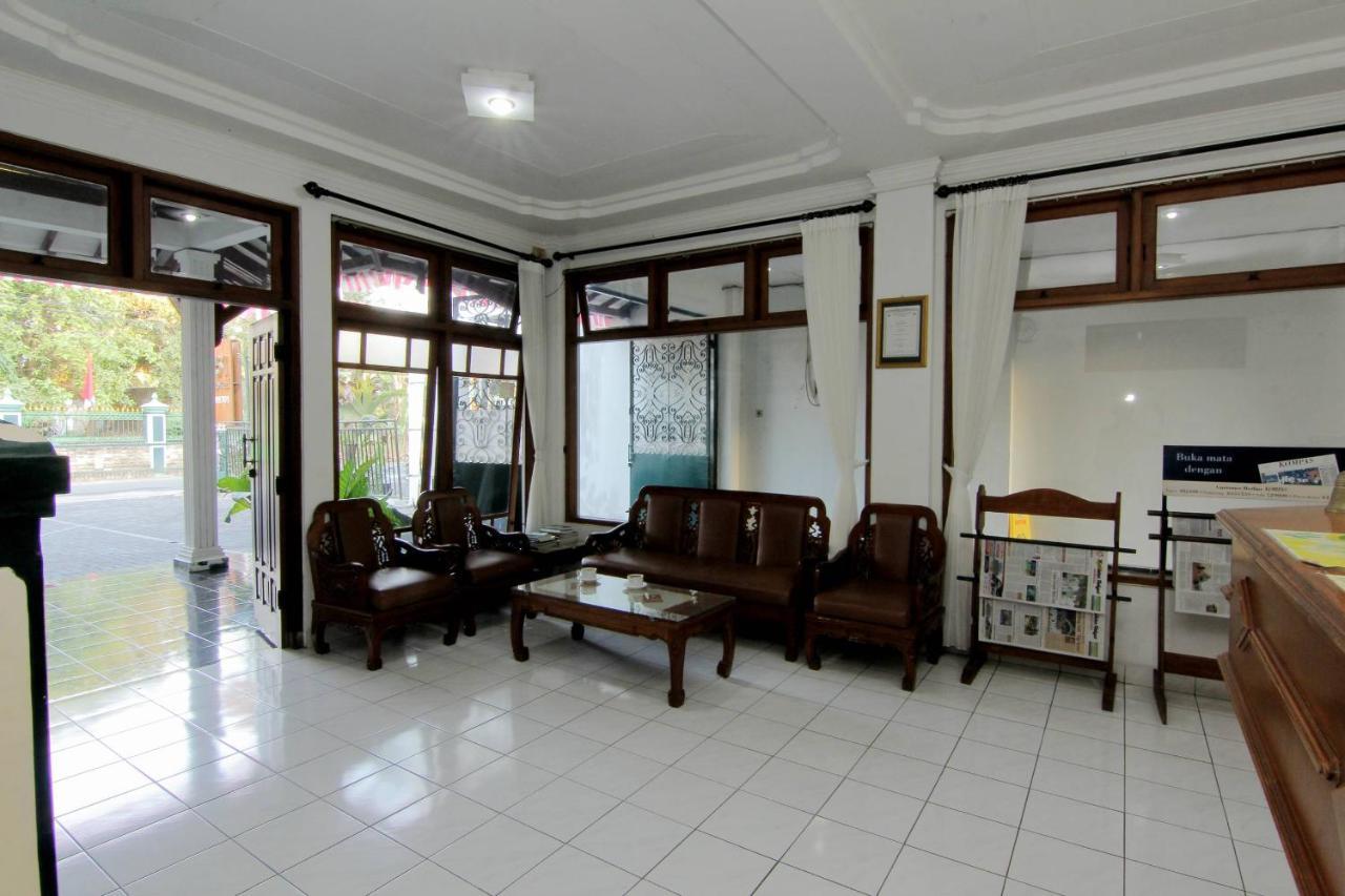 Hotel Fevytra Syariah Yogyakarta Ngoại thất bức ảnh