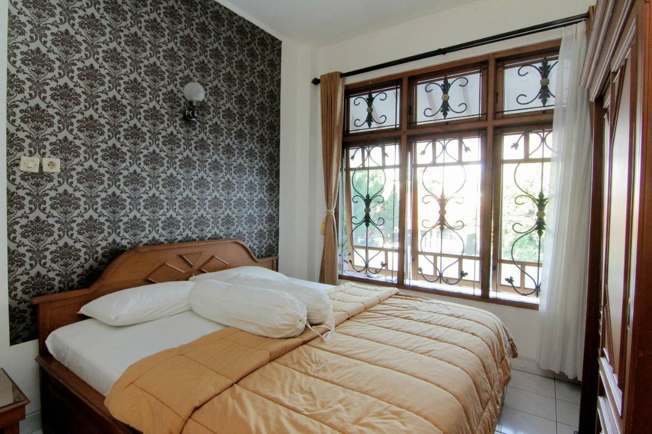 Hotel Fevytra Syariah Yogyakarta Ngoại thất bức ảnh
